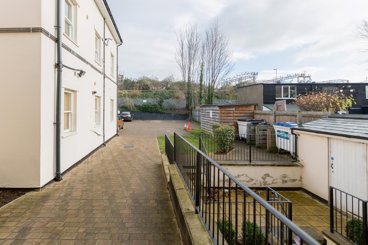Watford Junction Apartment Exteriér fotografie