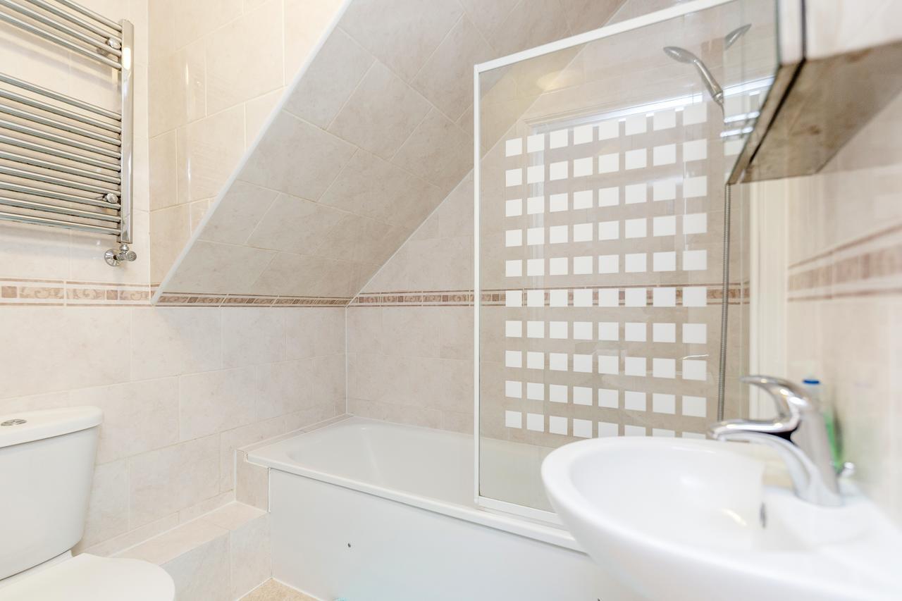 Watford Junction Apartment Exteriér fotografie
